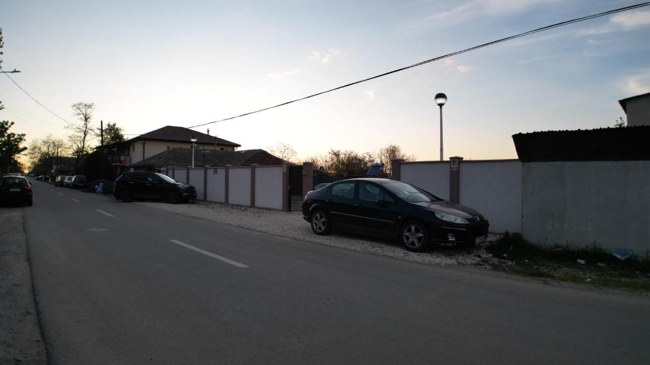 Hotel Complex Turistic N&S Două Mai Esterno foto