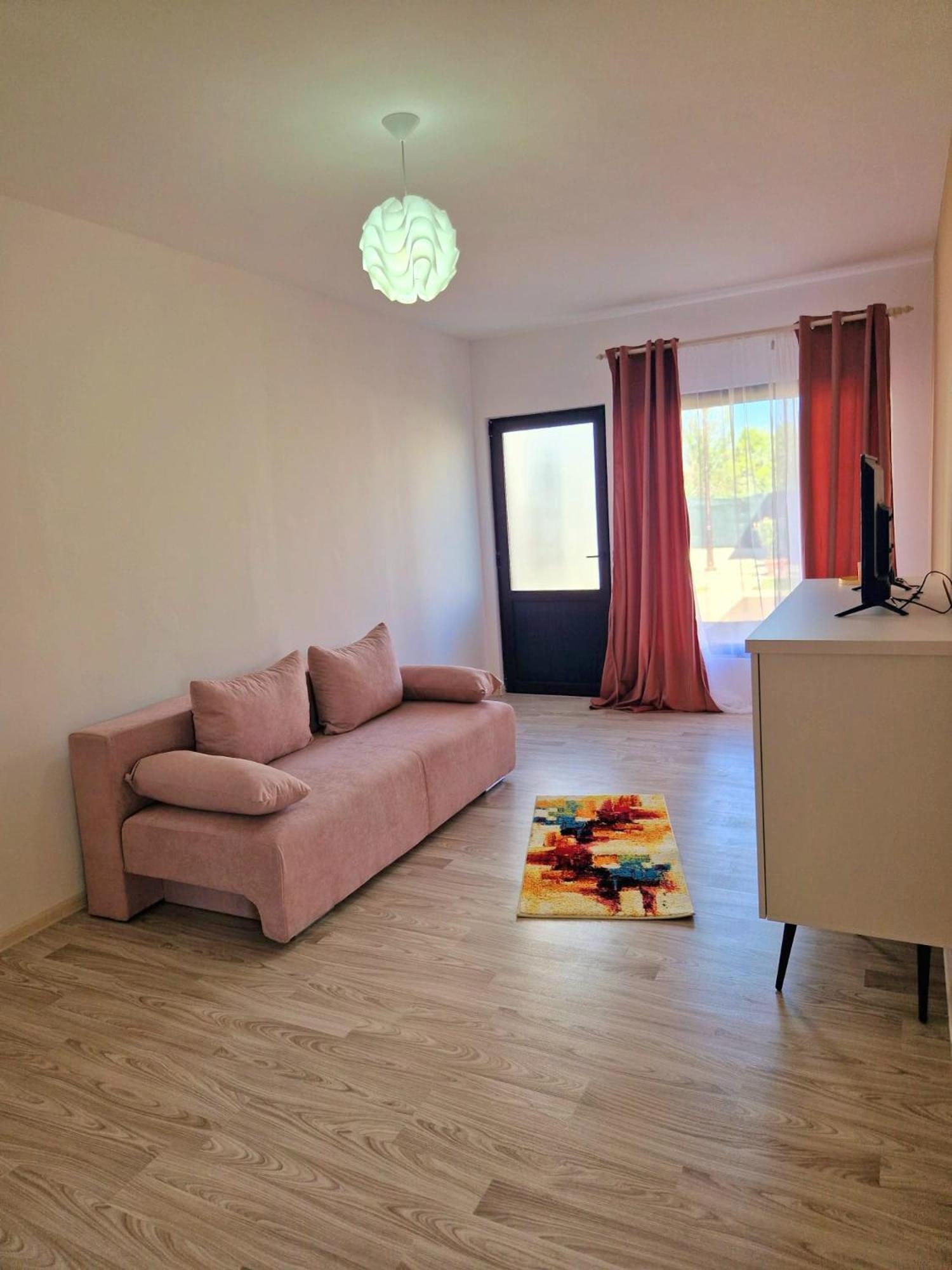 Hotel Complex Turistic N&S Două Mai Esterno foto