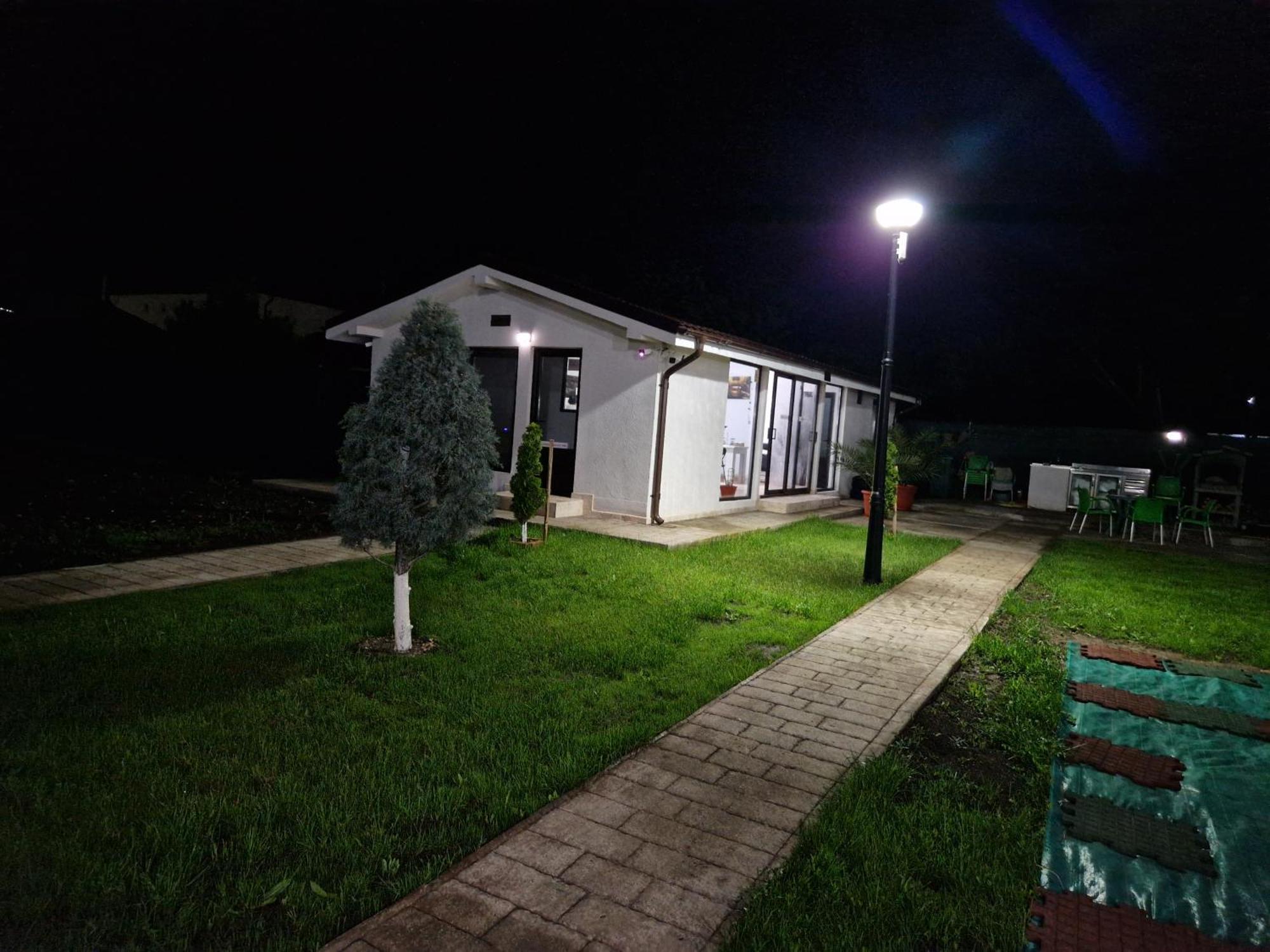 Hotel Complex Turistic N&S Două Mai Esterno foto